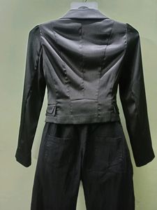 Black Crop Blazer