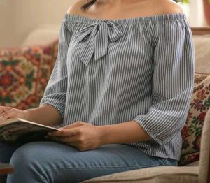 Striped Off-Shoulder Top 🖤