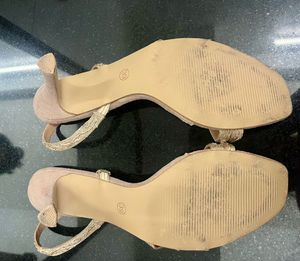House of Pataudi Embellished Rose Gold heels