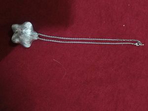 Flower Pendant Necklace