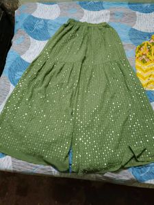 GEORGETTE WITH HAVVY EMBROIDERY WORK WIT