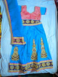 📌Premium Lehanga With Blouse And Dupatta