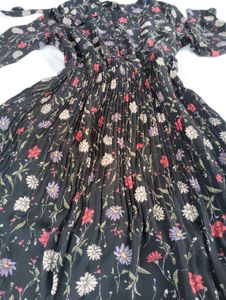 Floral Print Pleated Midi Dress