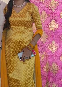 Haldi Suit