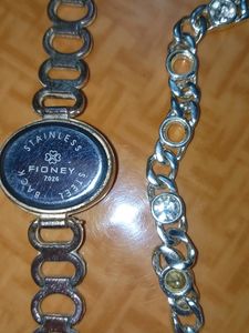 Wristwatch &amp; Bracelet