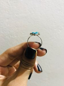 Beautiful Floral Stone Ring