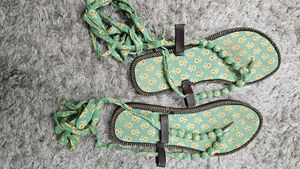 Women Open Toe Flats With Bows
