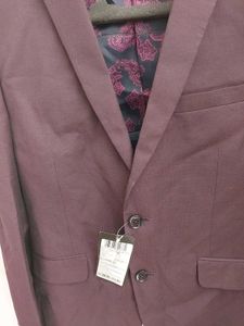 NEW WITH TAG BLAZER PANT SHIRT FOR PARTY