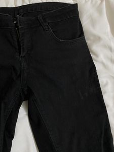 Black Straight Fit Jeans
