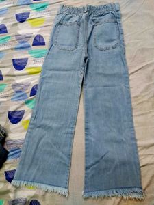 Wide Legged Jeans
