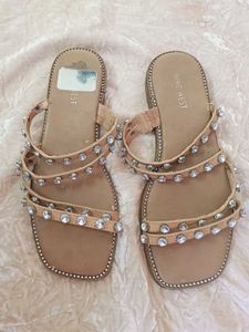 PARTY WEAR SANDAL✨
