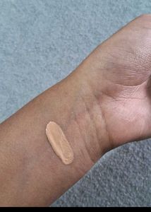 Maybelline Fit Me Foundation - 235 Pure Beige