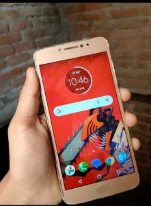 Motorola E4 Plus (3/32)