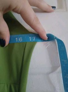 green bodycon dress