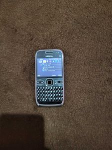 Nokia E72 - Classic!