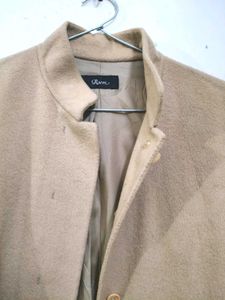 Single Breasted Sturdy Beige Peacoat