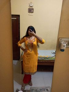 Yellow Suit3 Mirror Work