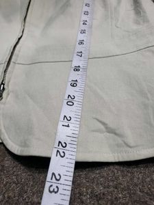 Aryoga beige zip jacket