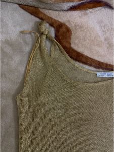 Offer 🥳 Gold Shimmer Tank Top wid gift earmuff