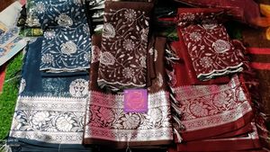 1st Quality..😍 Chiffon Saree With Partywear Blos