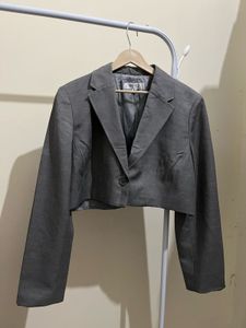 Cropped Blazer