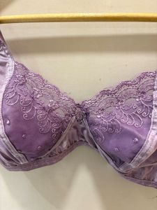 Lace Detail Bra