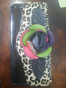 Women Purse black with no fault