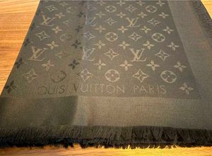 Auntentic Louis Vuitton Shawl