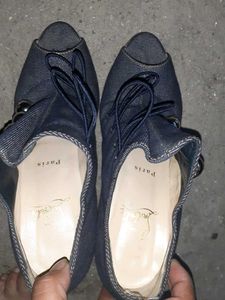 Christian Louis vuitton Dark Denim heels 👠