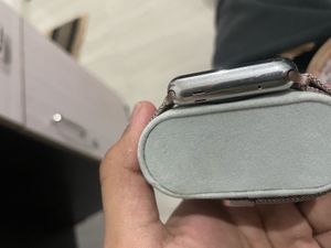 Apple Watch Gen 1 non-working