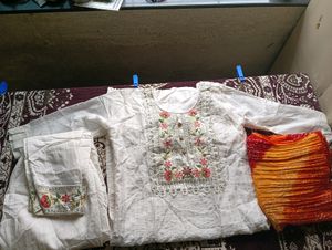 Beautiful Kurti Set New Like Condition