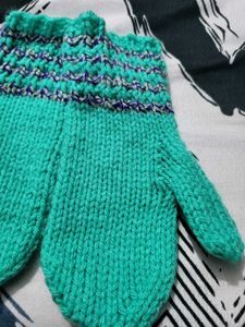 Hand-Knitted Teal Mittens
