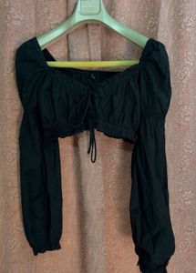 Black Long Sleeve Crop Top