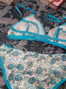 Floral Bra &amp; Panty Set