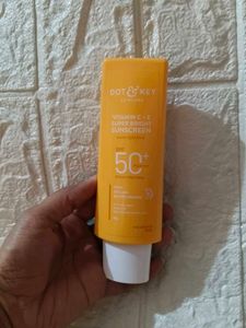 Dot &amp; Key VITAMIN C Sunscreen