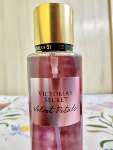 Velvet Petals Body Mist by Victoria&#39;s Secret