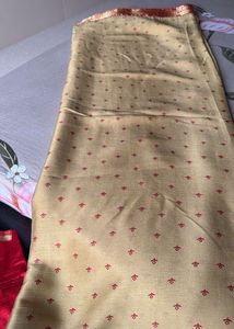 Golden Embroidered Border Print Saree with Blouse