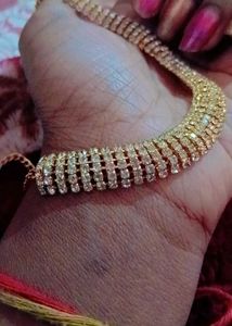 Stylish Neckpiece