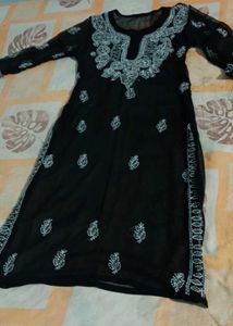 Lakhnavi Chickenkari Kurti