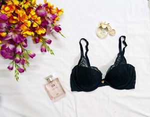 🇳🇿💫 Black Colour Heavy Paded Bra