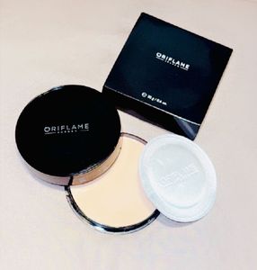 Oriflame Pure Colour Pressed Powder
