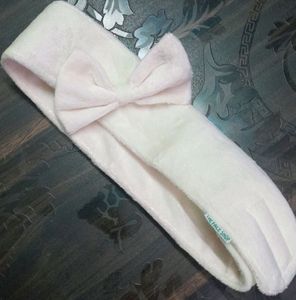 The Face Shop Rice Water Cleanser&amp; Bow Hairband