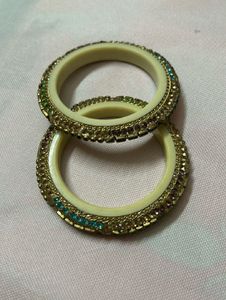 Bangle box with Kangan