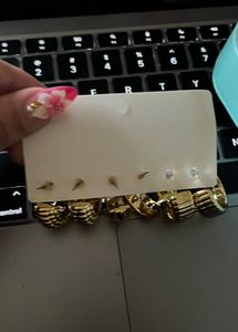 Gold Hoop Earring Set