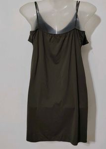 Chic Olive Green H&amp;M Mini Dress with Front Ruffle