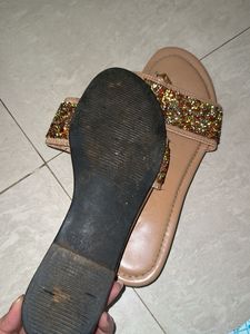 Ethnic Flats 41 Size