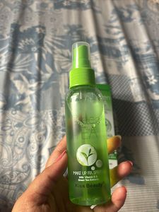Kiss Beauty Makeup Fixing Spray