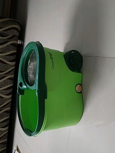 Mop Bucket ,, 🪣 Like New..