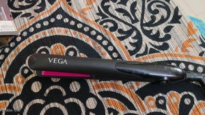 Vega Adore Hair Straightener