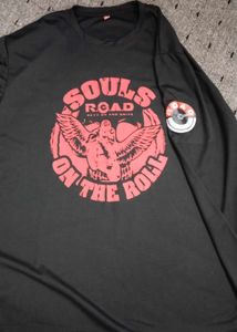 Full Sleeves Tshirt (Slightly Negotiable)
